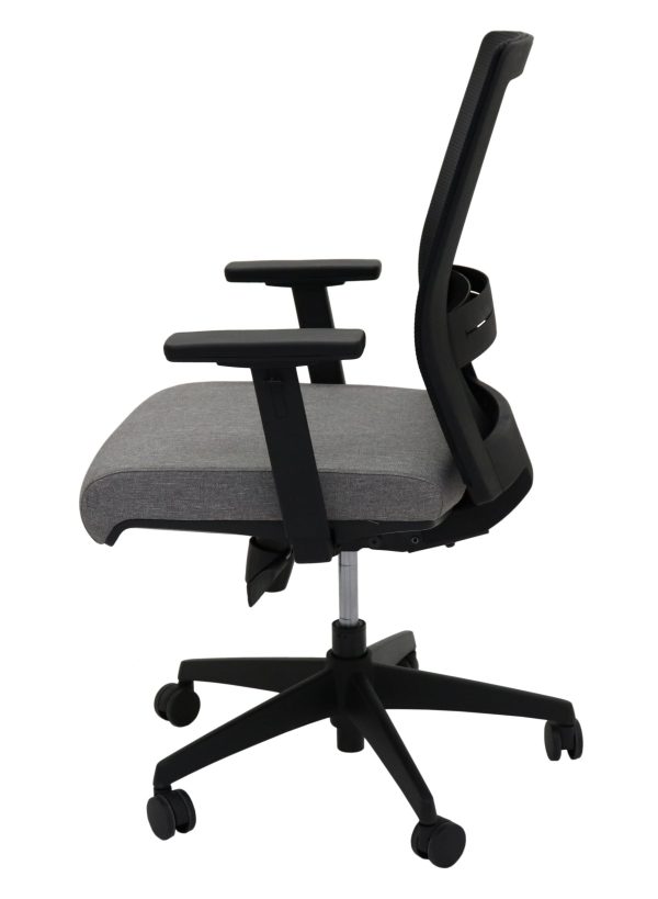 Gesture Mesh Chair - Image 3